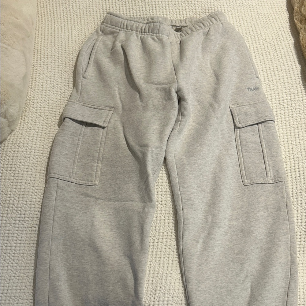 Gray Aritzia Cargo Sweat Pants XS Short